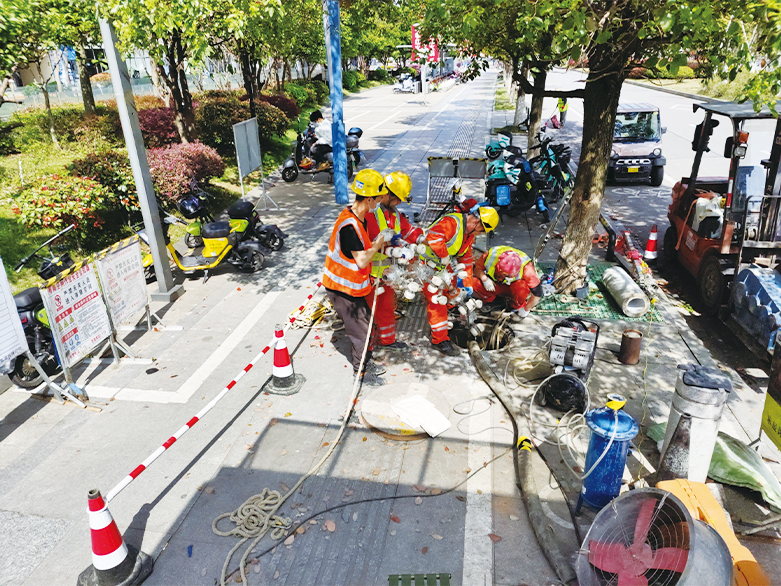  开原UV-CIPP紫外光固化修复